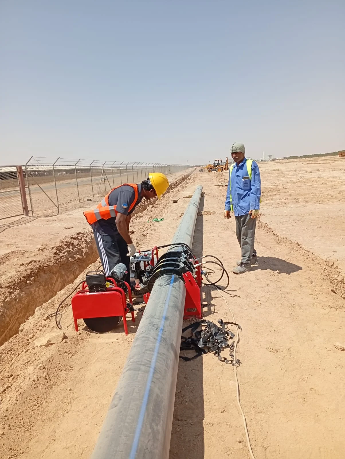 AAMCO site team welding a long HDPE pipeline